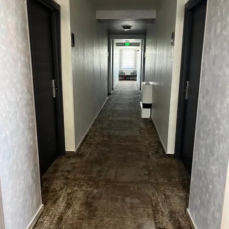 Del Ponte Hotel Targoviste